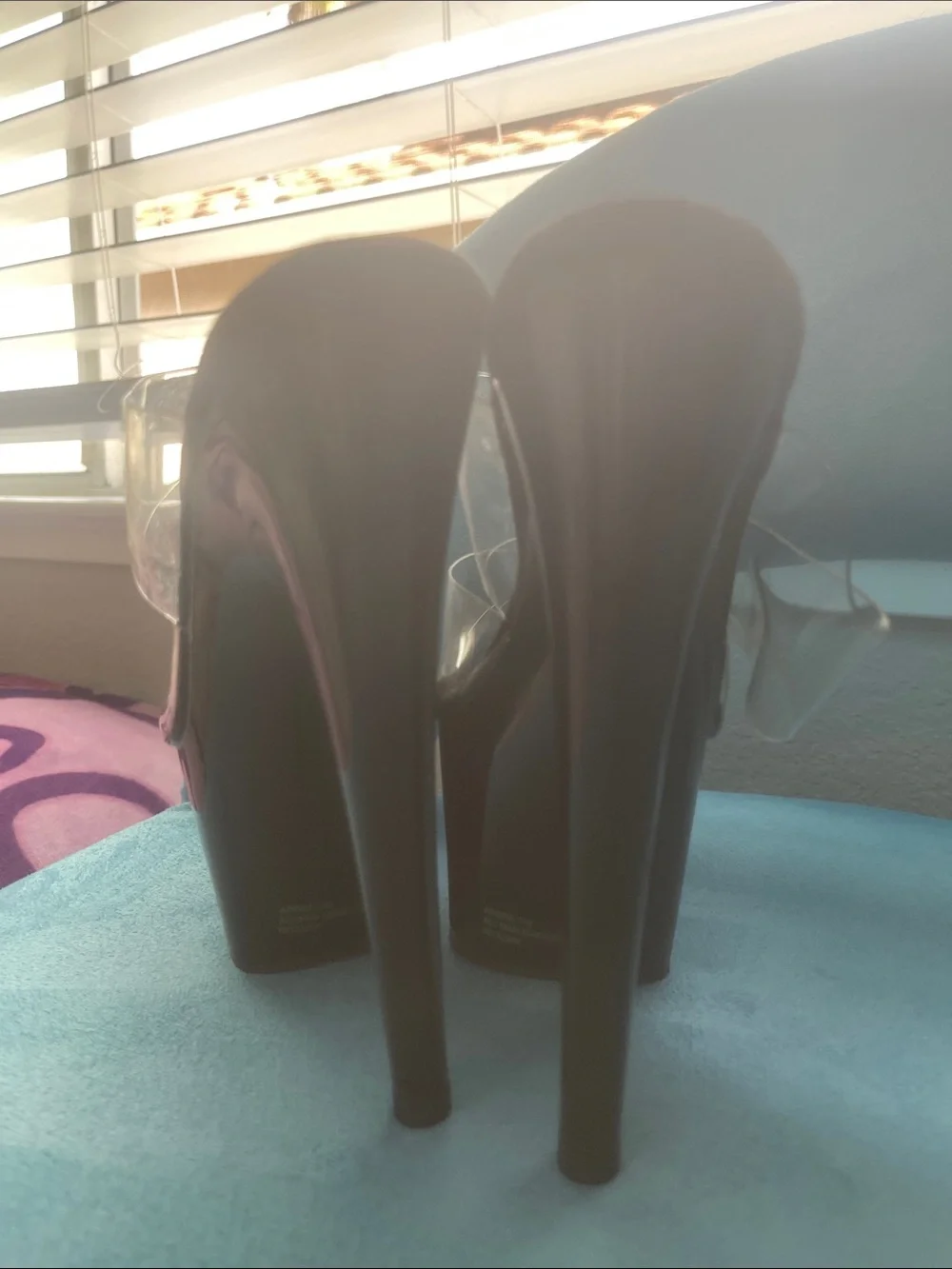 Pleasure bold black